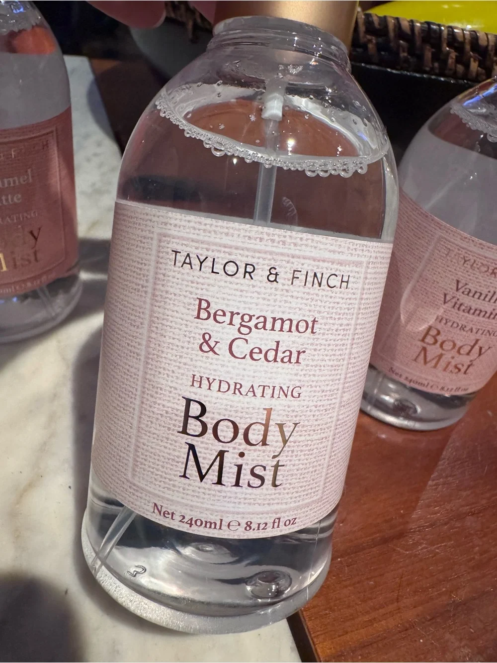 Bergamot & Cedar Hydrating Body Mist - Pink